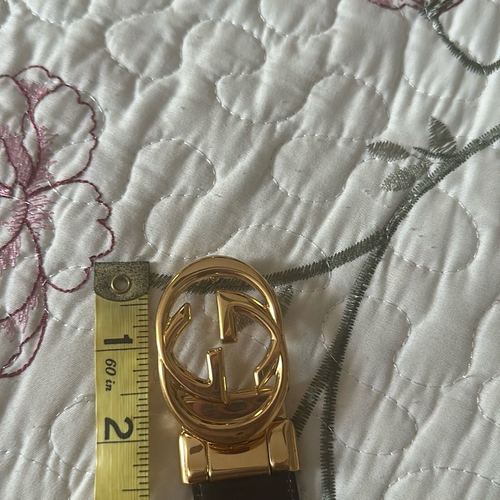 𝓖𝓤𝓤𝓒𝓘 belt with gold hardware - Picture 13 of 14